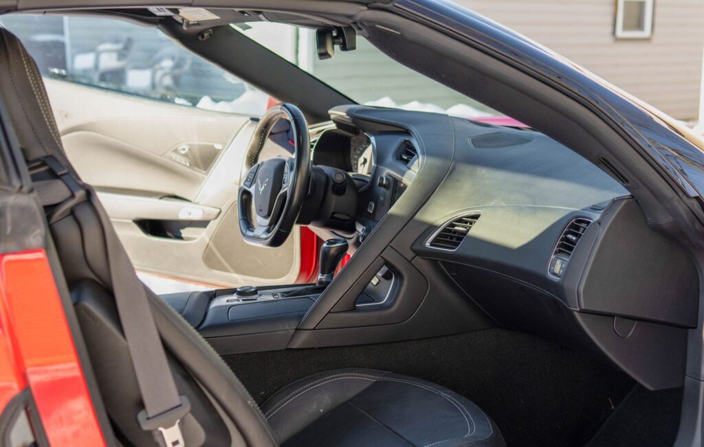 2018 Chevrolet Corvette Stingray Convertible 2LT