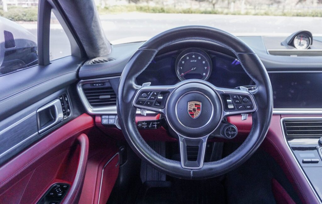 2019 Porsche Panamera GTS