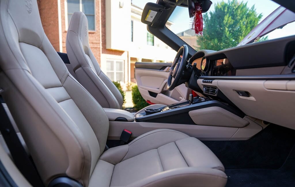 2020 Porsche 911 Carrera 4S Cabriolet