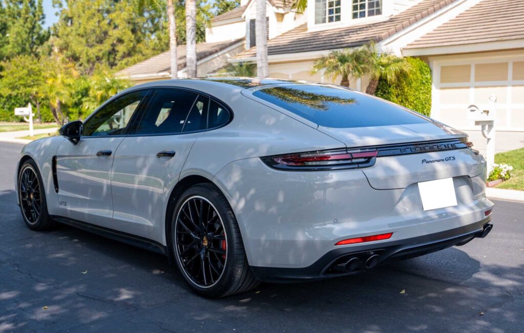 2020 Porsche Panamera GTS