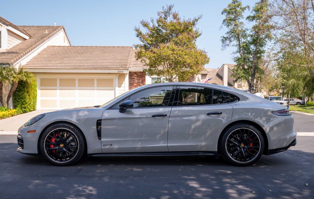 2020 Porsche Panamera GTS