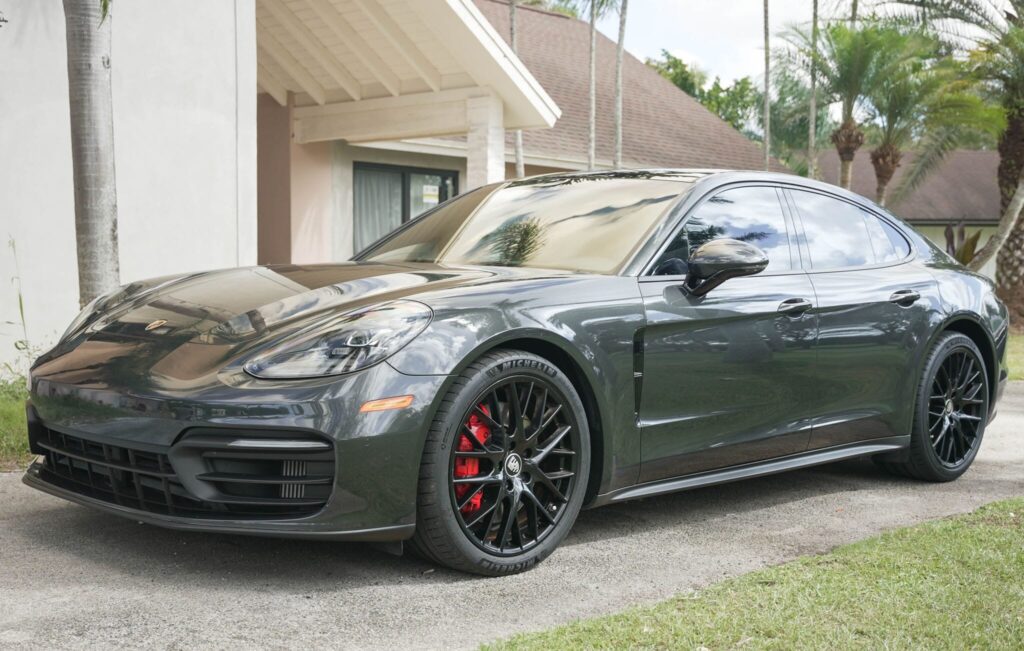 2021 Porsche Panamera 4