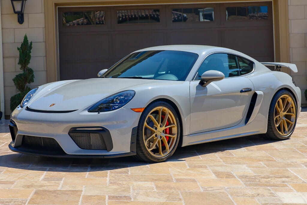 2022 Porsche 718 Cayman GT4