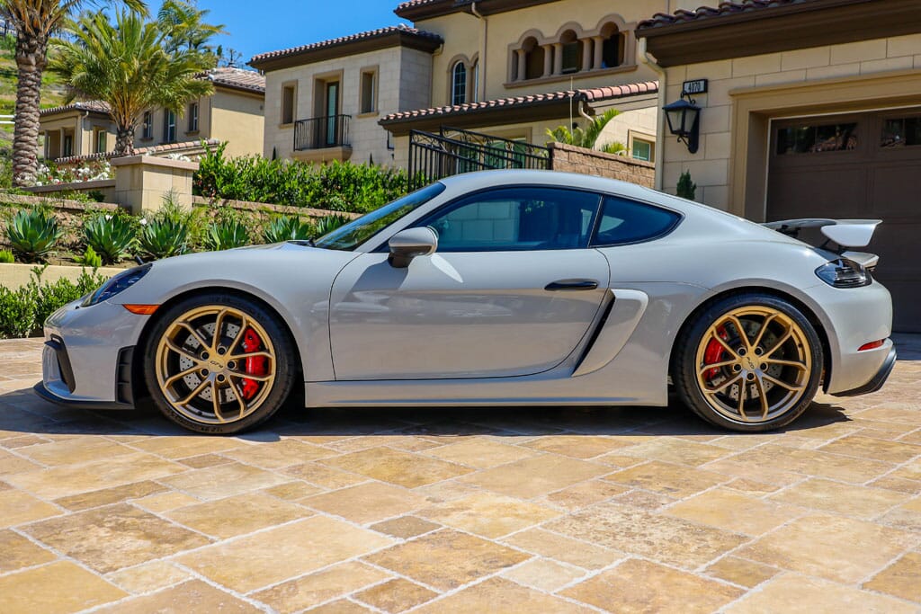 2022 Porsche 718 Cayman GT4