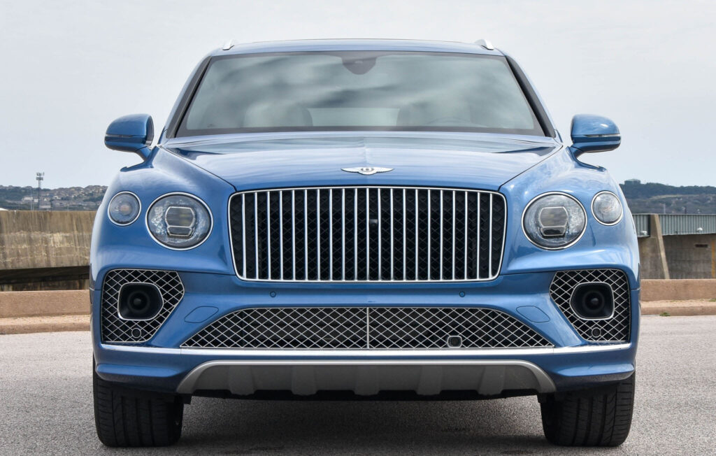 2023 Bentley Bentayga Azure V8