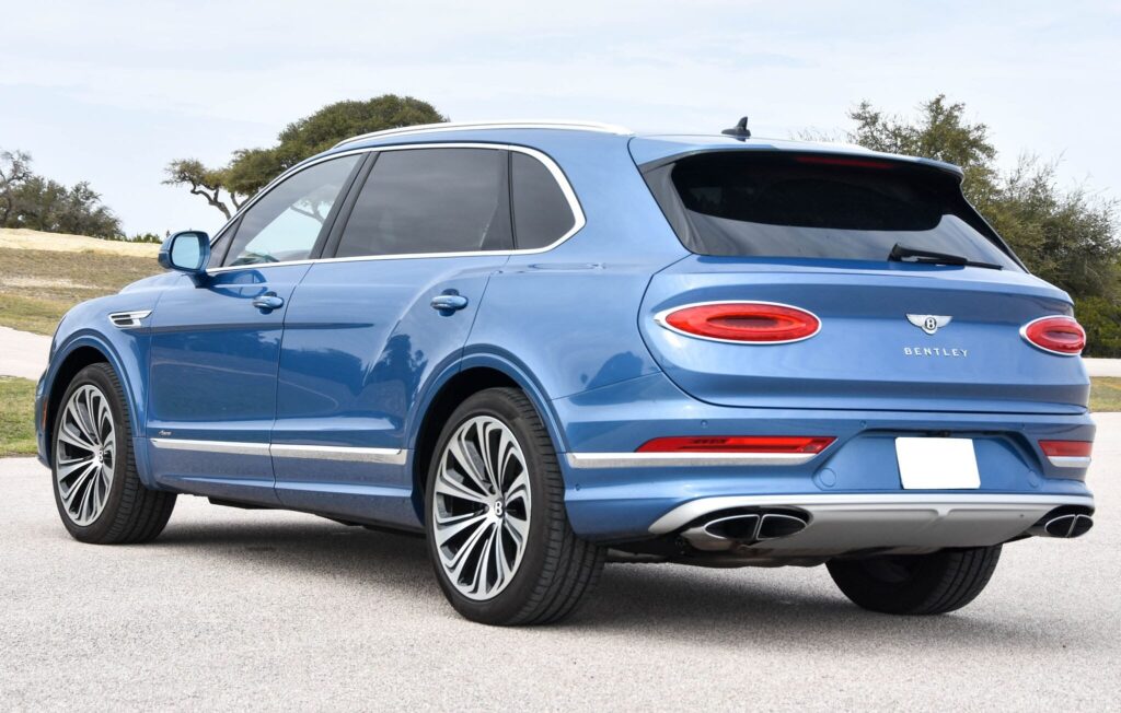 2023 Bentley Bentayga Azure V8