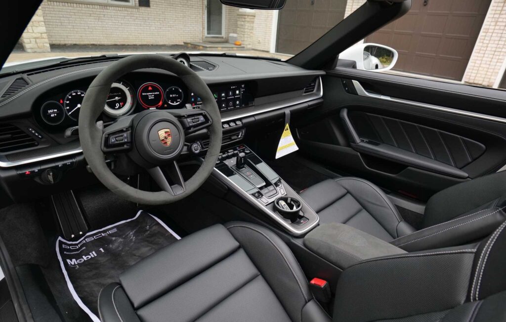 2023 Porsche 911 Turbo S Cabriolet