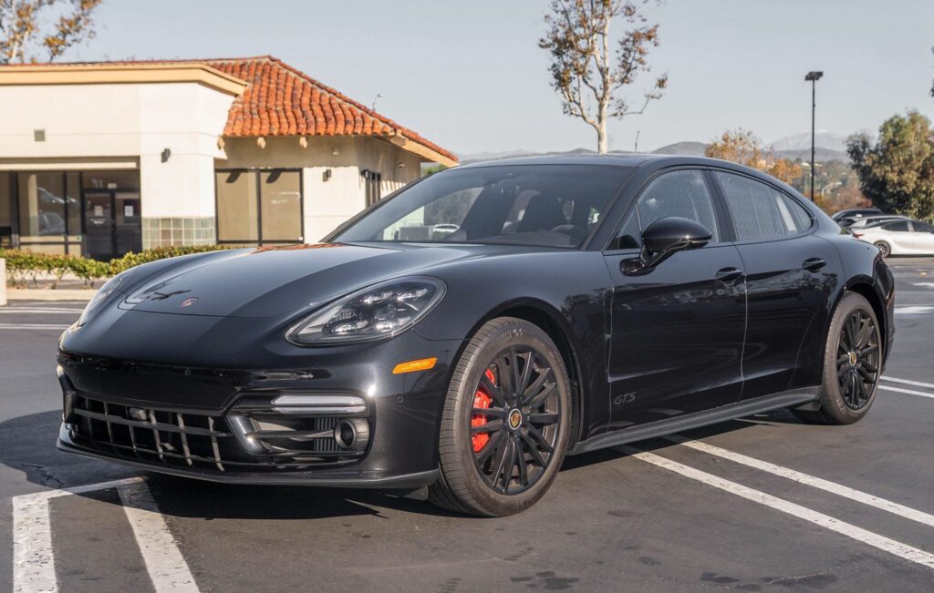 2023 Porsche Panamera GTS