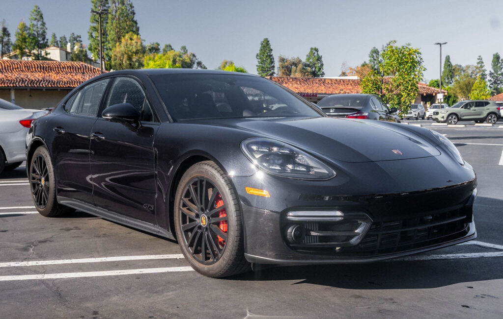 2023 Porsche Panamera GTS