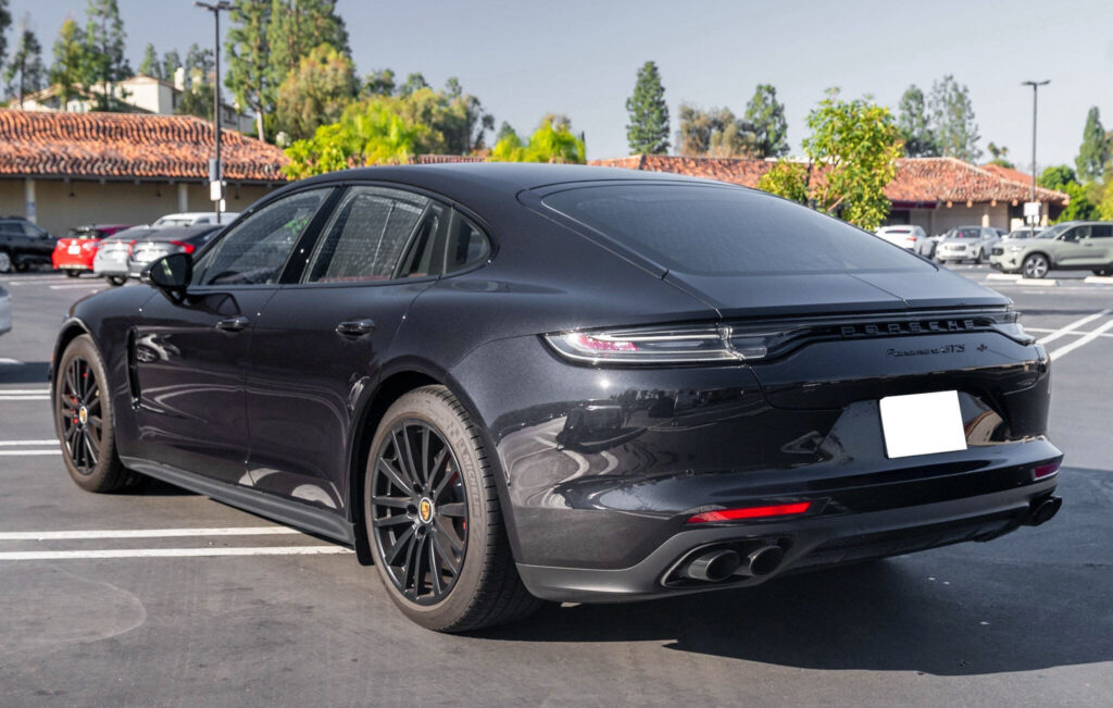2023 Porsche Panamera GTS