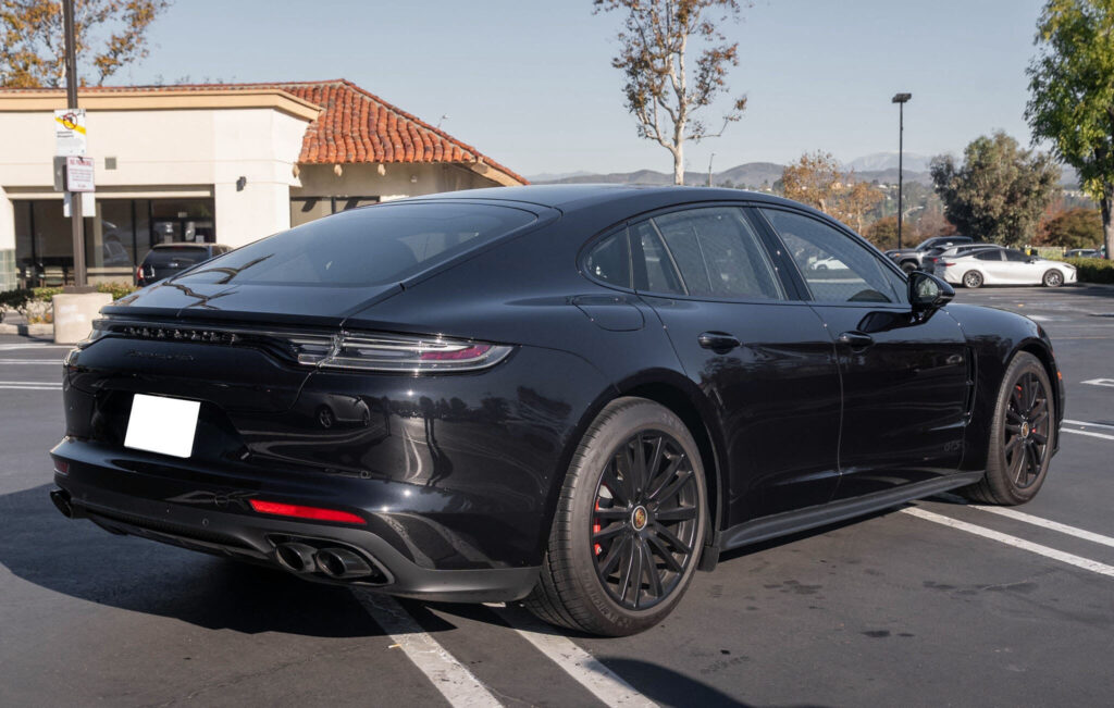 2023 Porsche Panamera GTS