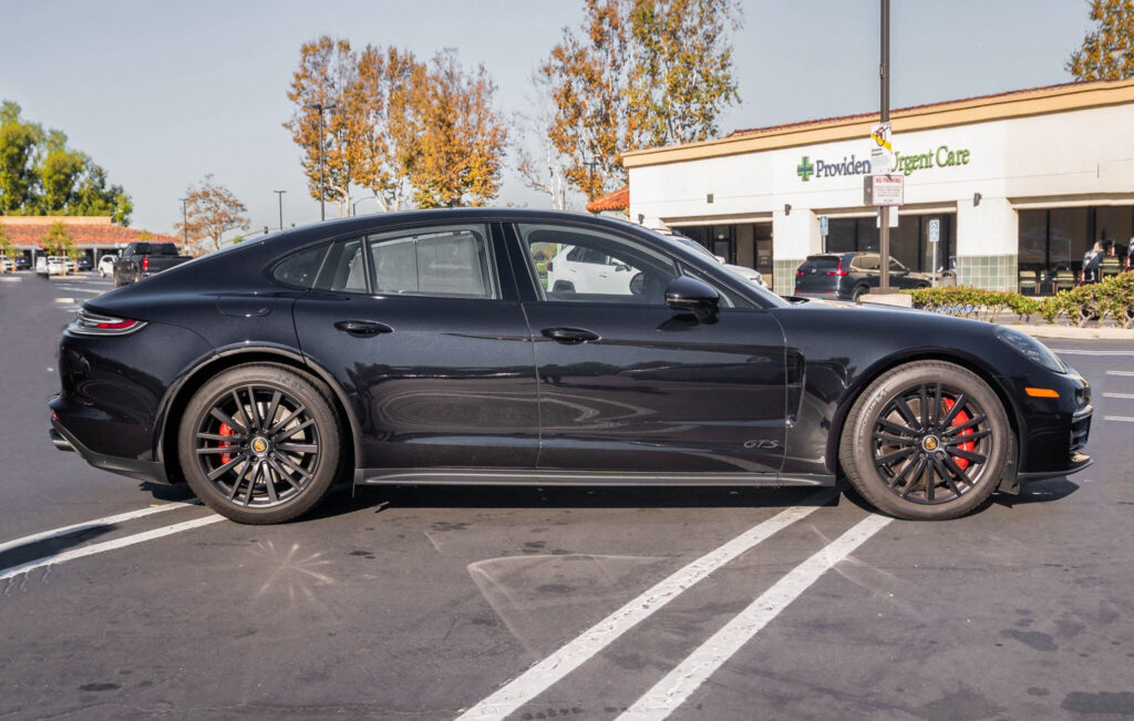 2023 Porsche Panamera GTS