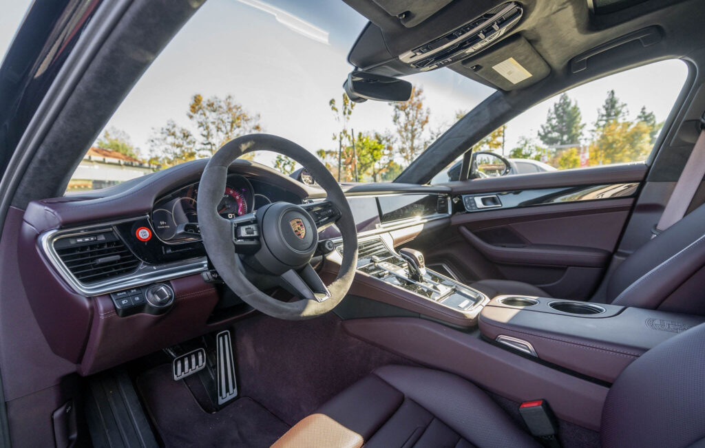 2023 Porsche Panamera GTS